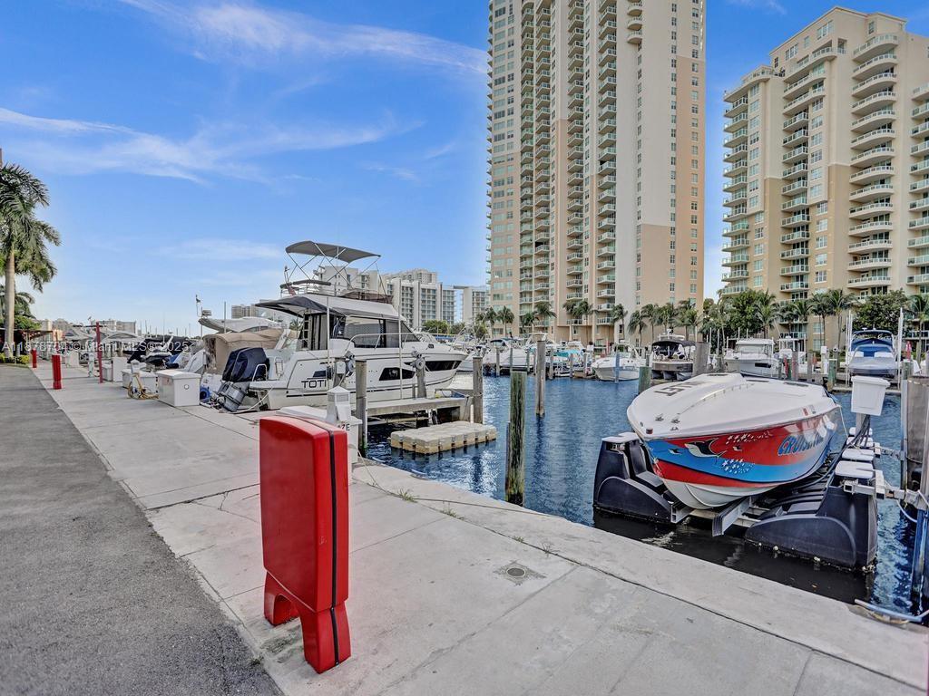 Photo of 3370 Hidden Bay Dr  #1115, Aventura, Florida, 33180 - 