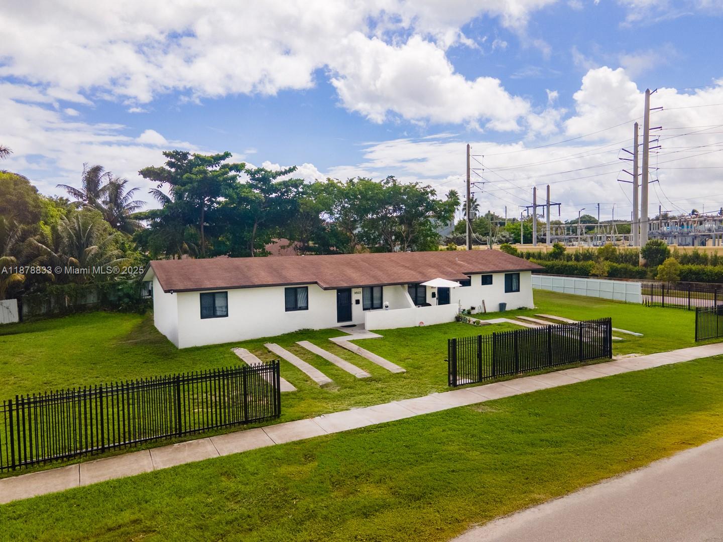   /  3900 sq. ft. $ 2025-09-15 0 Photo