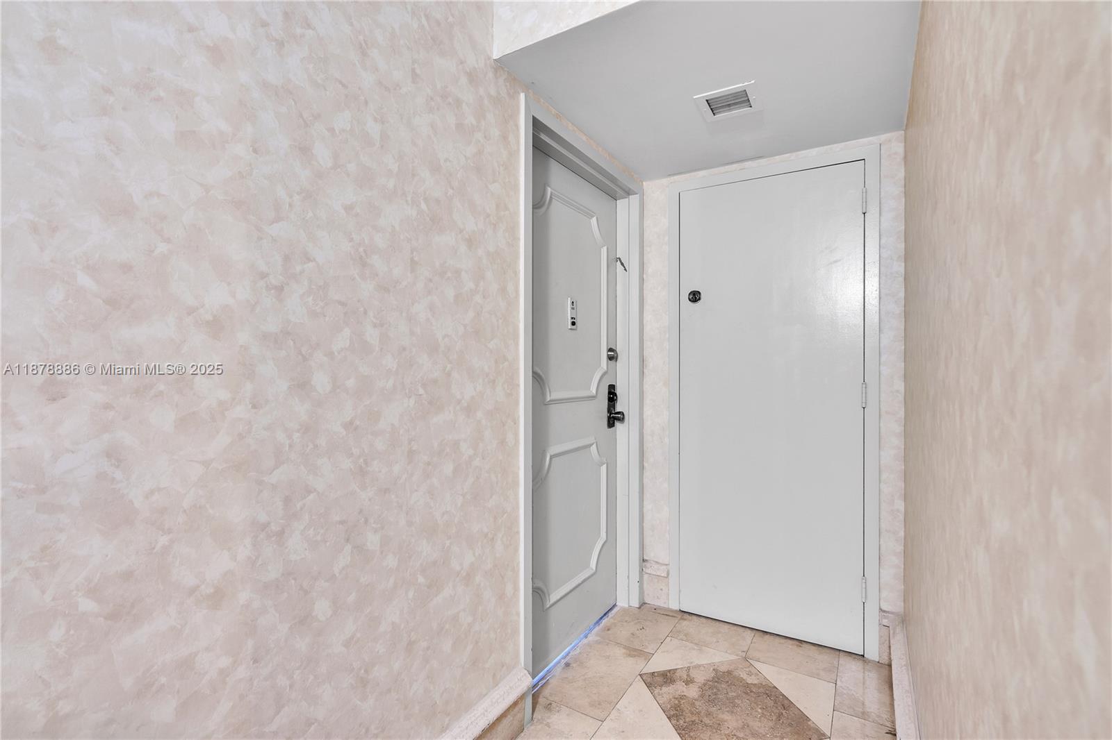 Photo of 2201 Ocean Dr  #407, Hollywood, Florida, 33019 - 