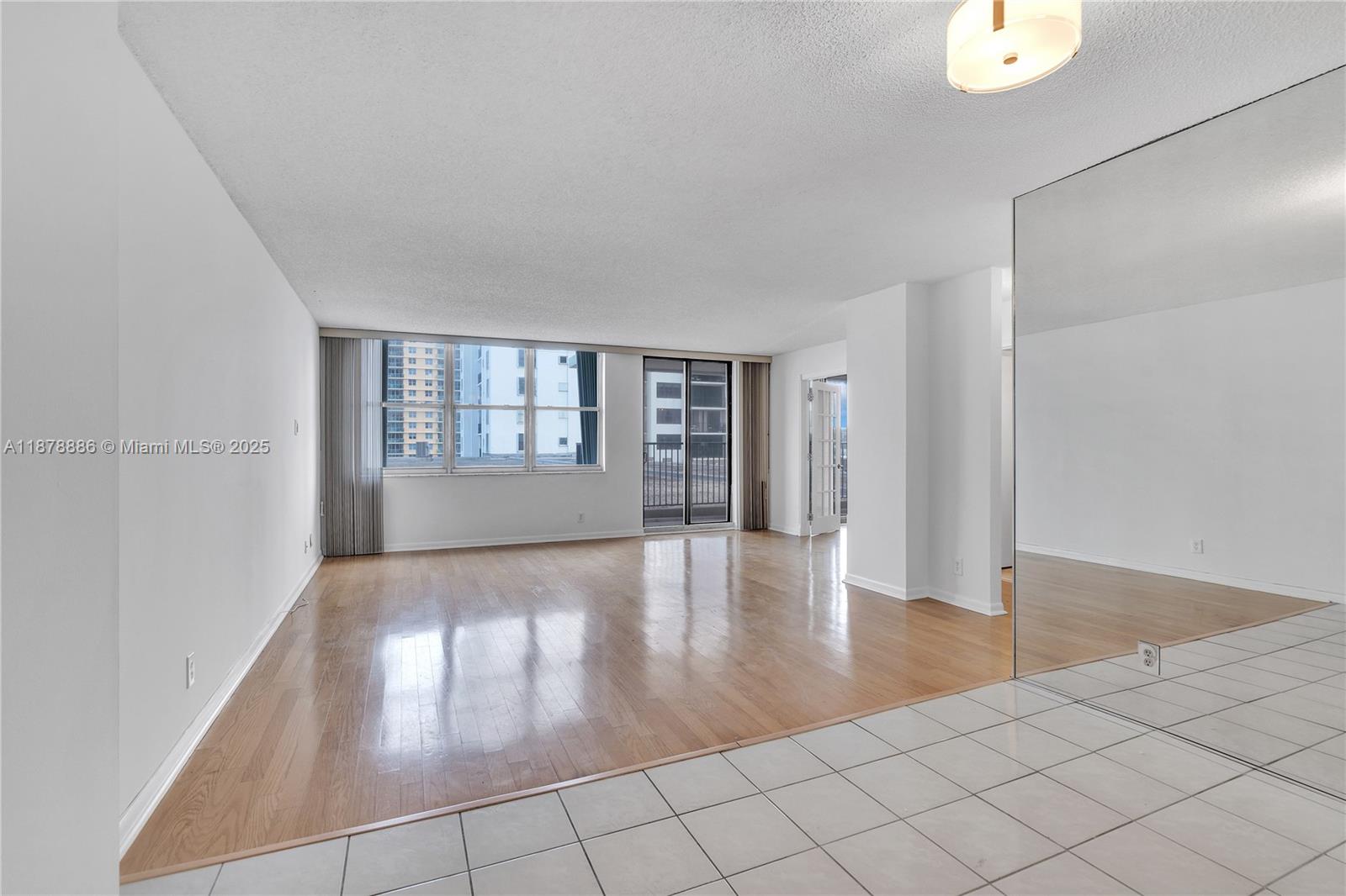 Photo of 2201 Ocean Dr  #407, Hollywood, Florida, 33019 - 
