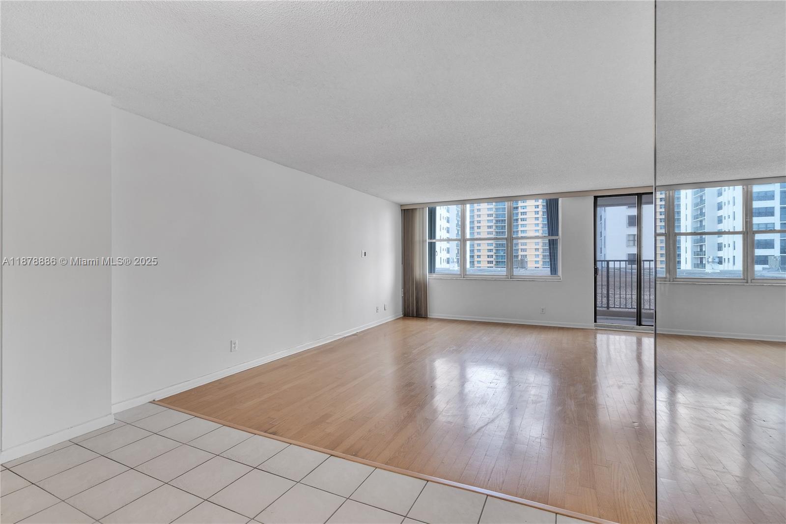 Photo of 2201 Ocean Dr  #407, Hollywood, Florida, 33019 - 