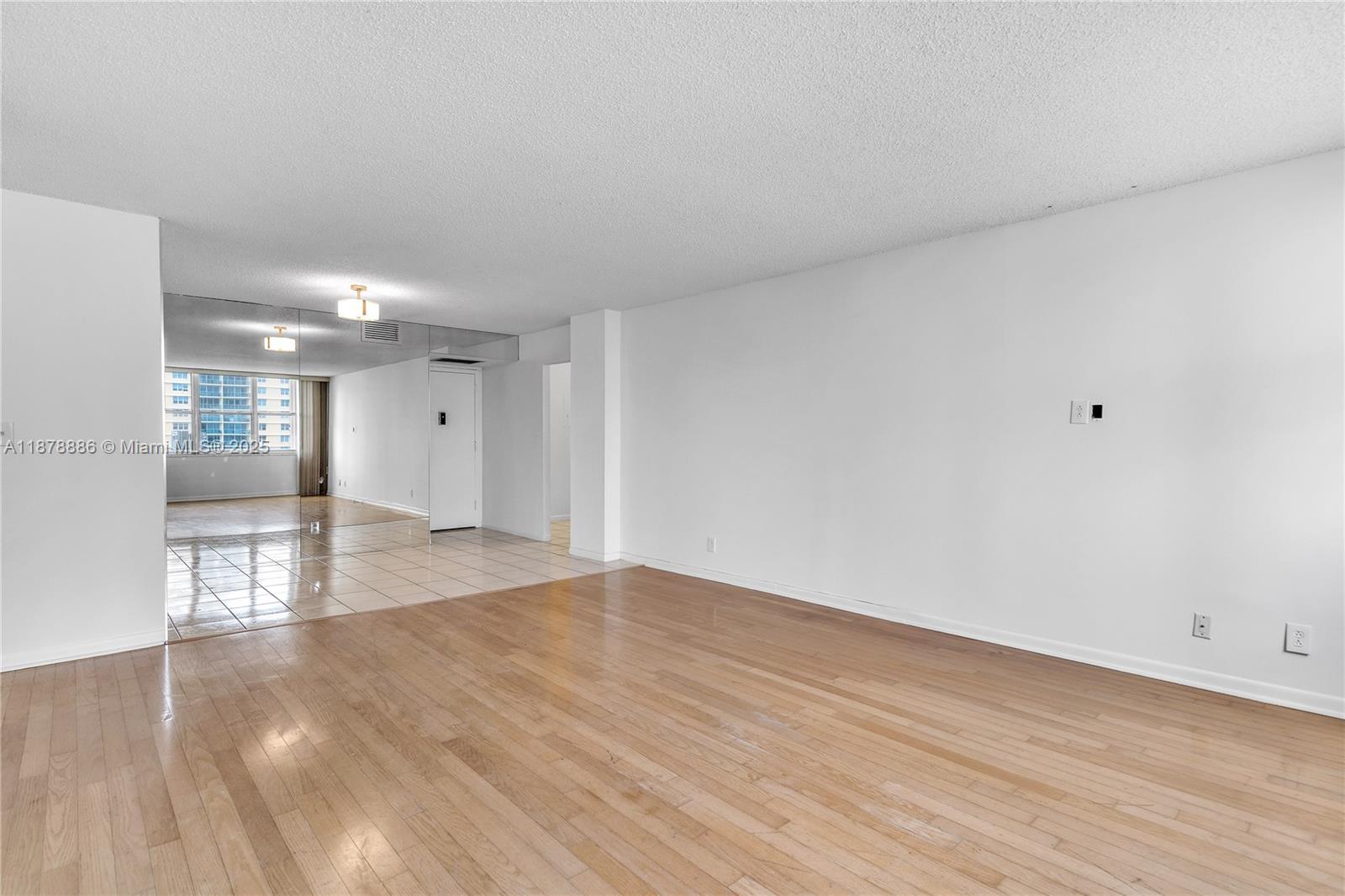 Photo of 2201 Ocean Dr  #407, Hollywood, Florida, 33019 - 
