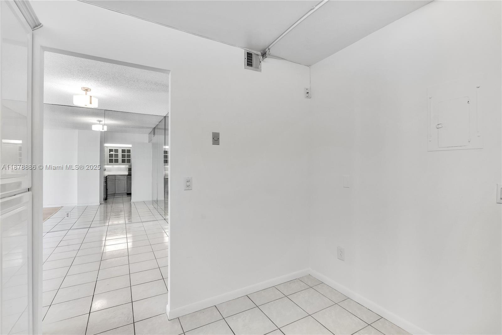 Photo of 2201 Ocean Dr  #407, Hollywood, Florida, 33019 - 