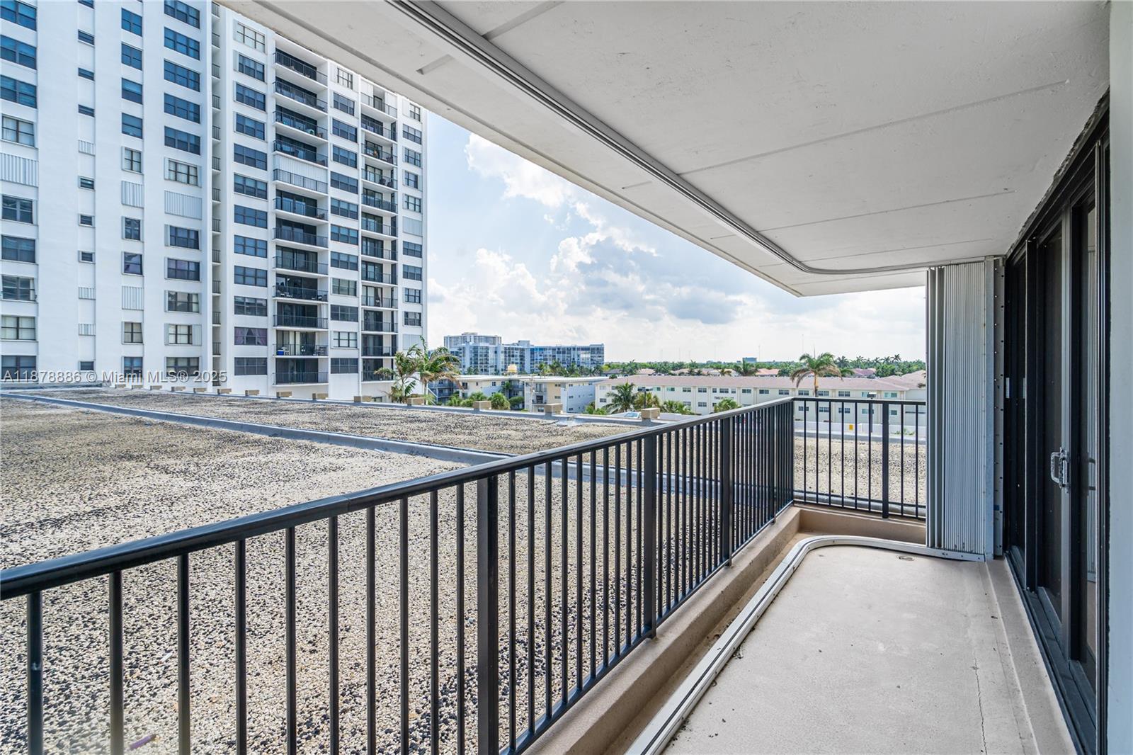 Photo of 2201 Ocean Dr  #407, Hollywood, Florida, 33019 - 