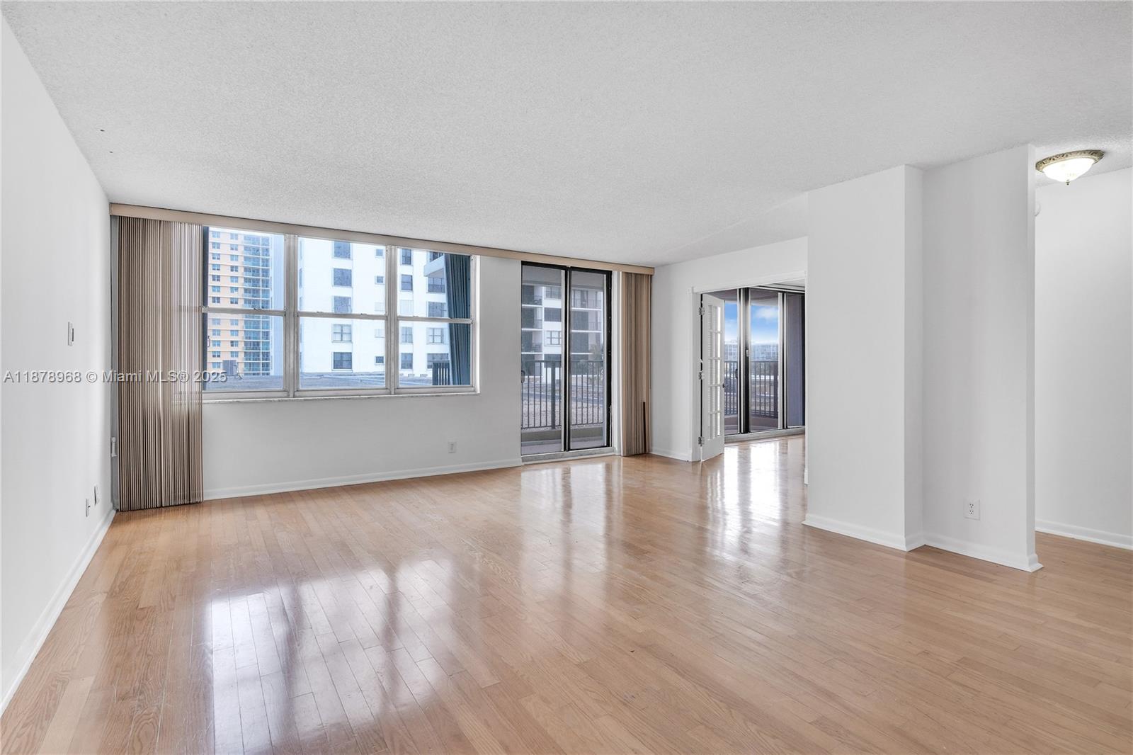 Photo of 2201 Ocean Dr  #407, Hollywood, Florida, 33019 - 
