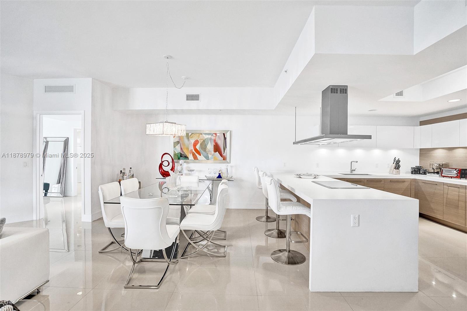 Photo of 17301 Biscayne Blvd  #1207, North Miami Beach, Florida, 33160 - 