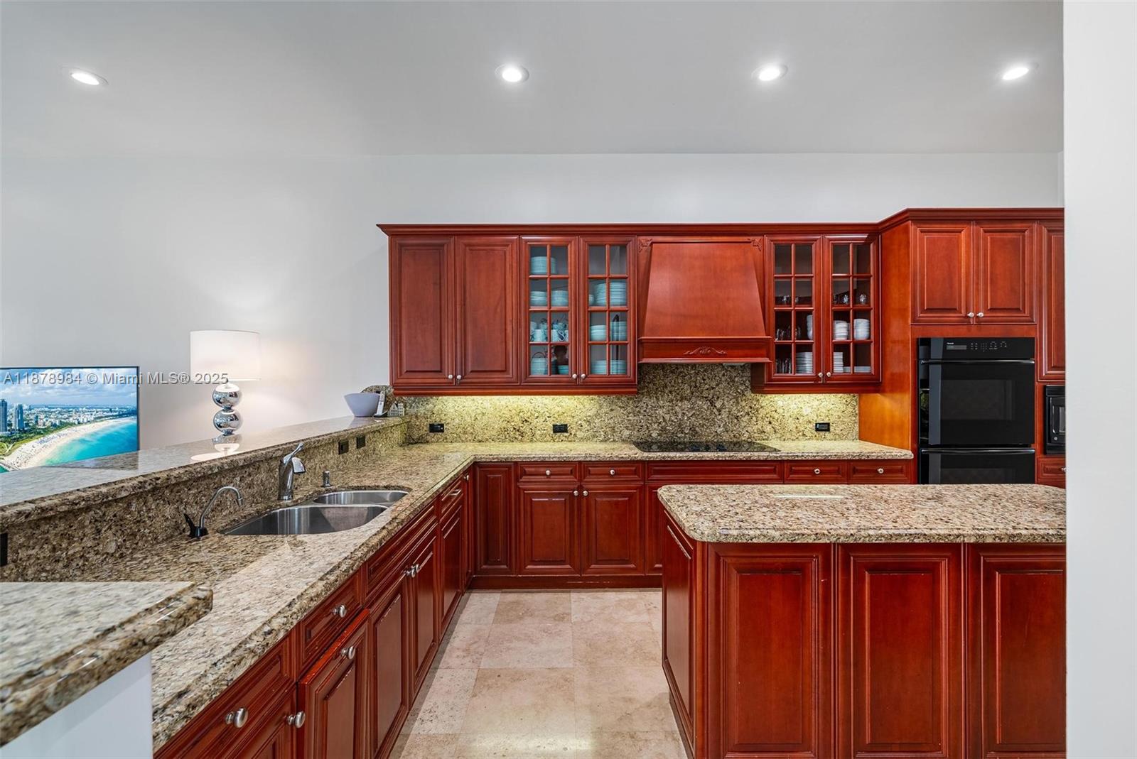 Photo of 1260 Hatteras Ln  (1260), Hollywood, Florida, 33019 - 
