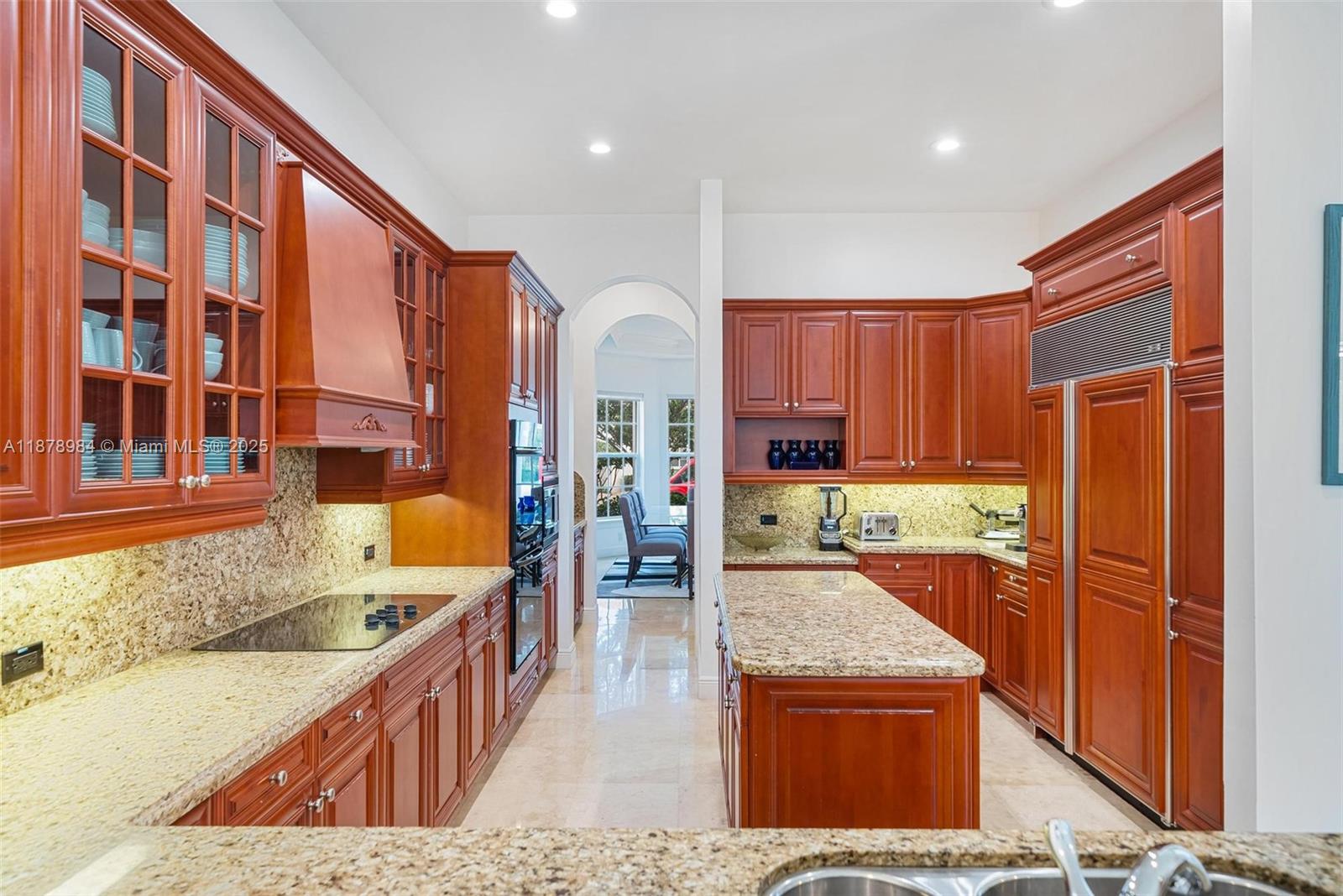 Photo of 1260 Hatteras Ln  (1260), Hollywood, Florida, 33019 - 
