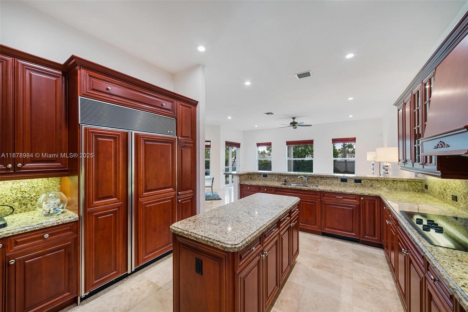 Photo of 1260 Hatteras Ln  (1260), Hollywood, Florida, 33019 - 