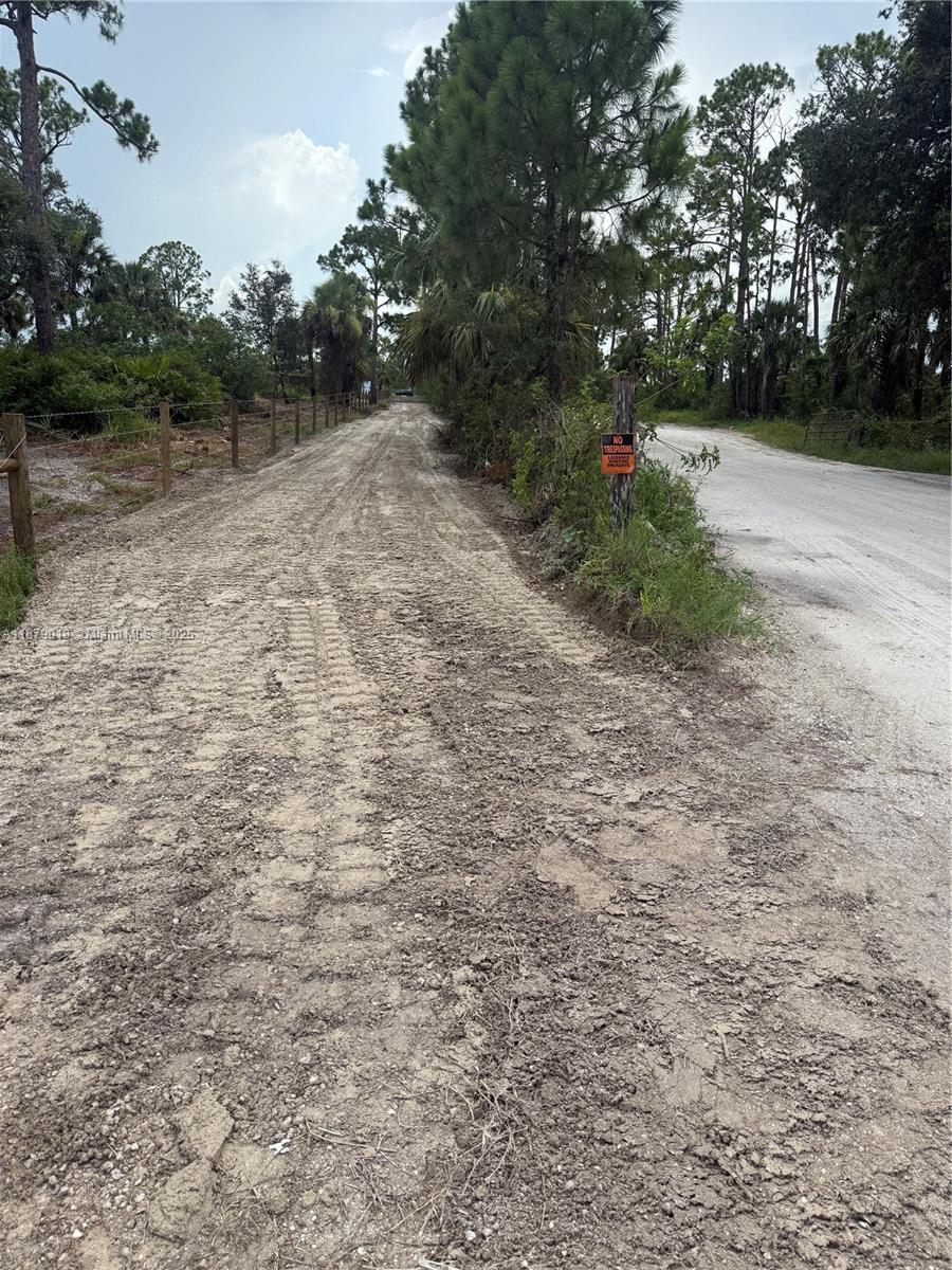 See details / sq. ft. $ 2025-09-15 0 Photo