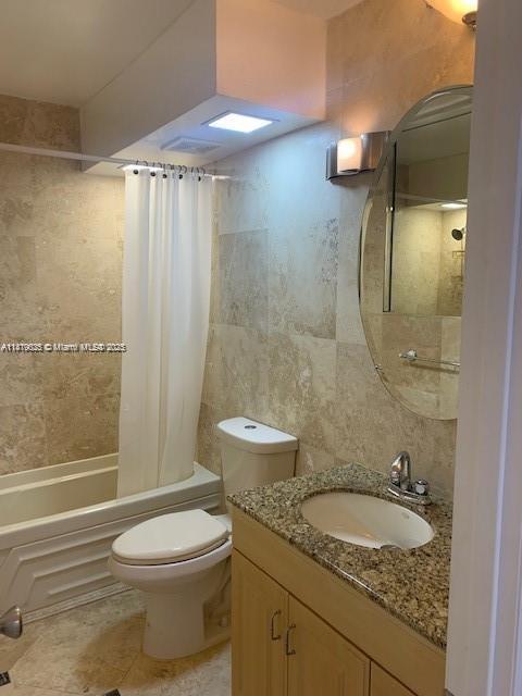 Photo of 901 14th Ave #407, Hallandale Beach, Florida, 33009 -