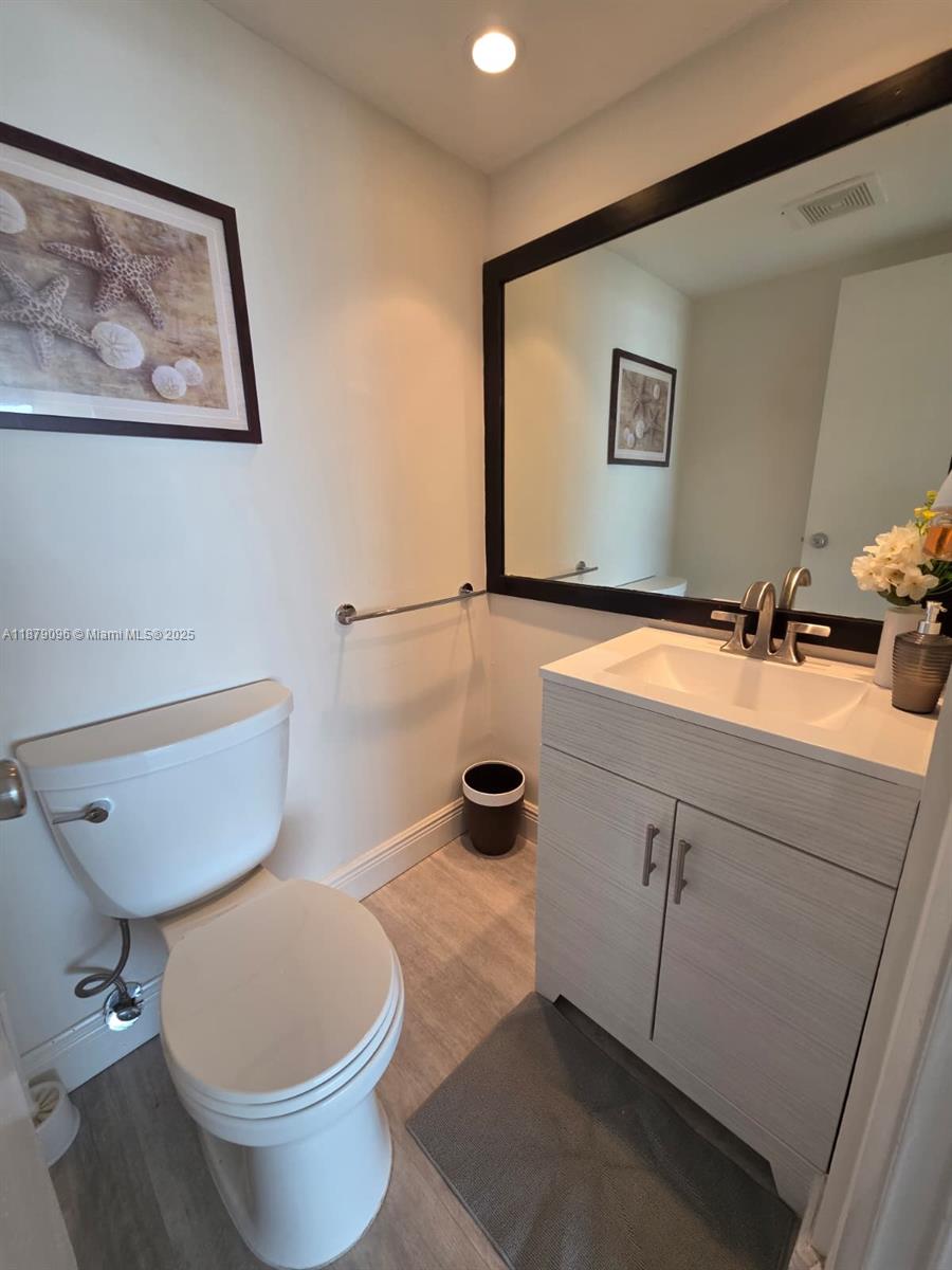 Photo of 20335 Country Club Dr  #2401, Aventura, Florida, 33180 -