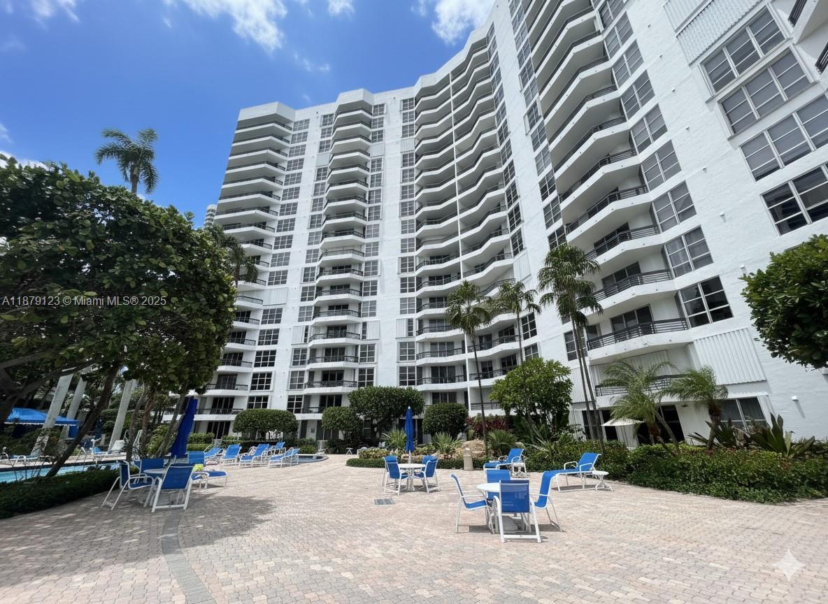 Photo of 3600 Mystic Pointe Dr  #604, Aventura, Florida, 33180 - 