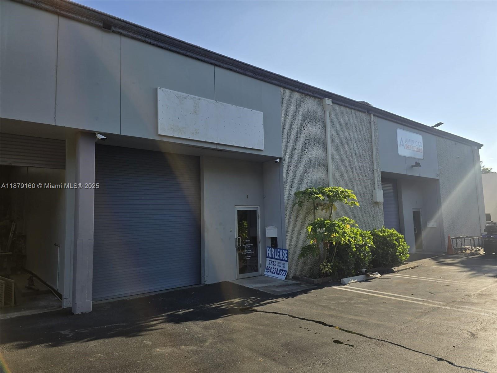 6  /   sq. ft. $ 2025-09-16 0 Photo