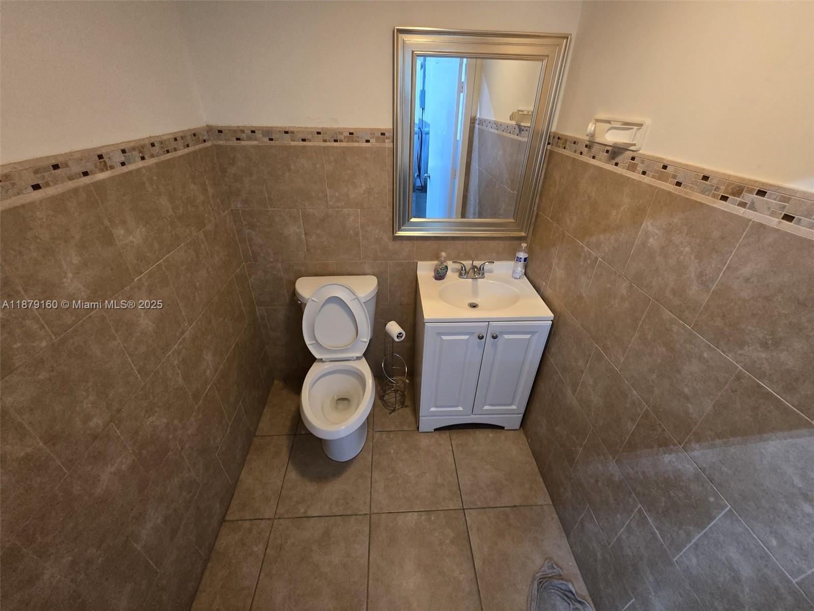 6  /   sq. ft. $ 2025-09-16 0 Photo
