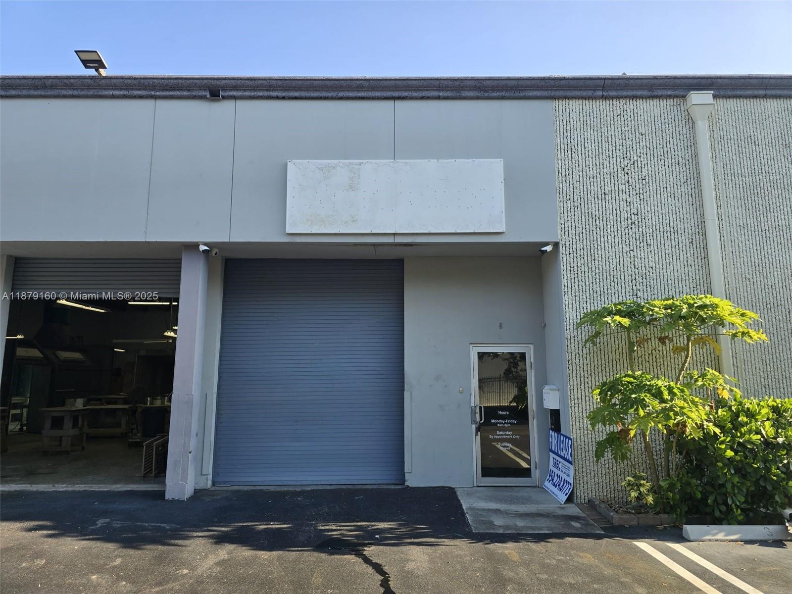 6  /   sq. ft. $ 2025-09-16 0 Photo