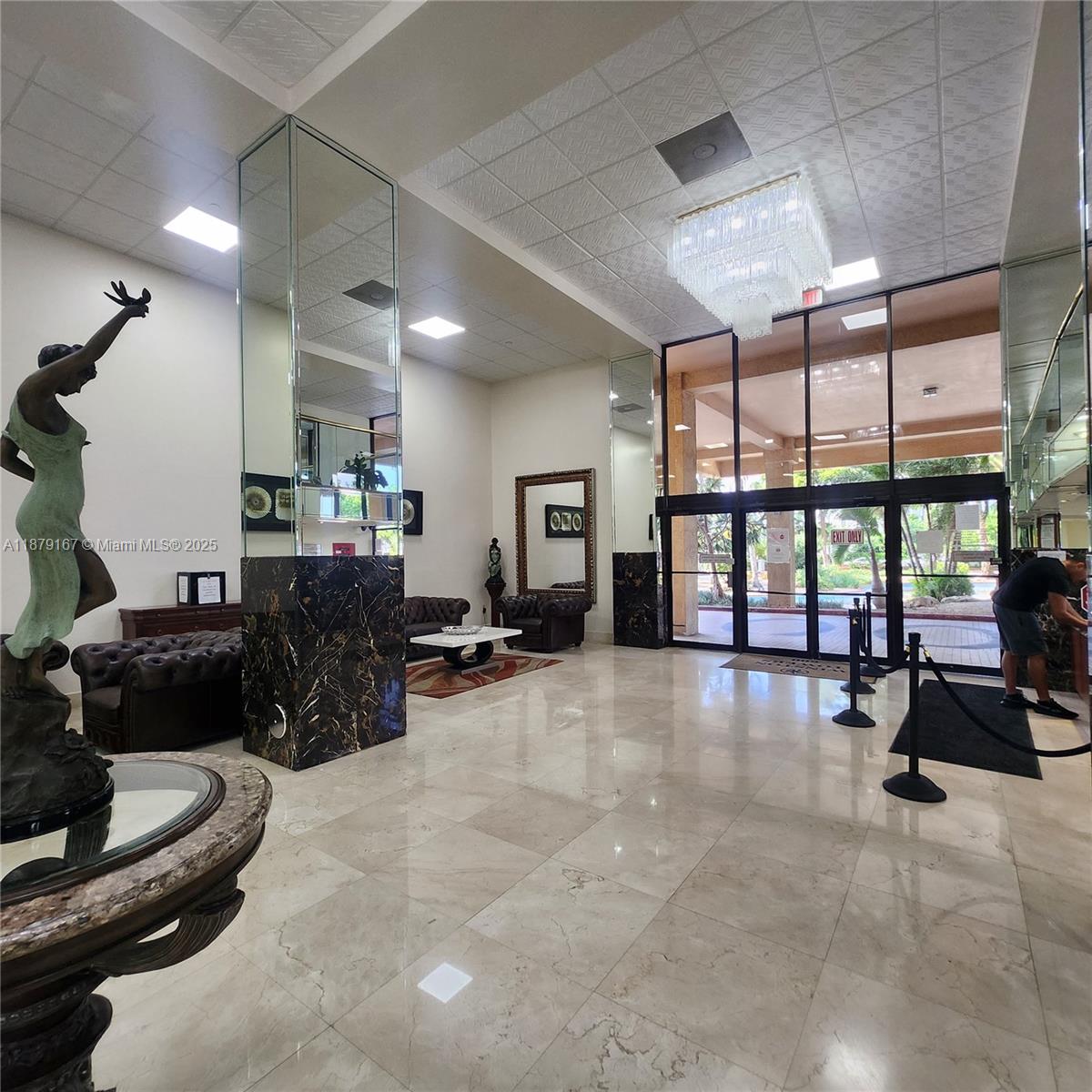 1806 2 / 2 1232 sq. ft. $ 2025-10-07 0 Photo