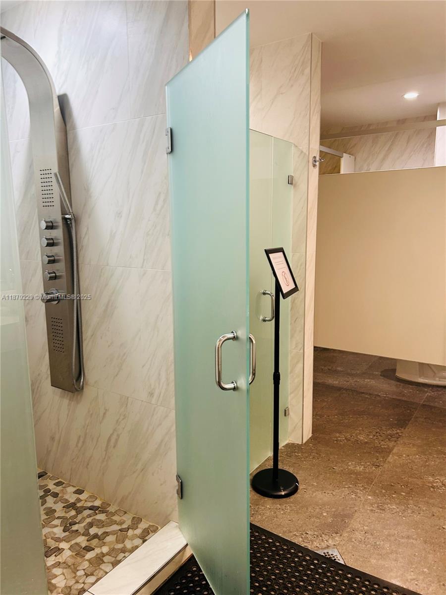 Photo of 3180 Ocean Dr  #1620, Hallandale Beach, Florida, 33009 - Common Area Shower and Sauna Room