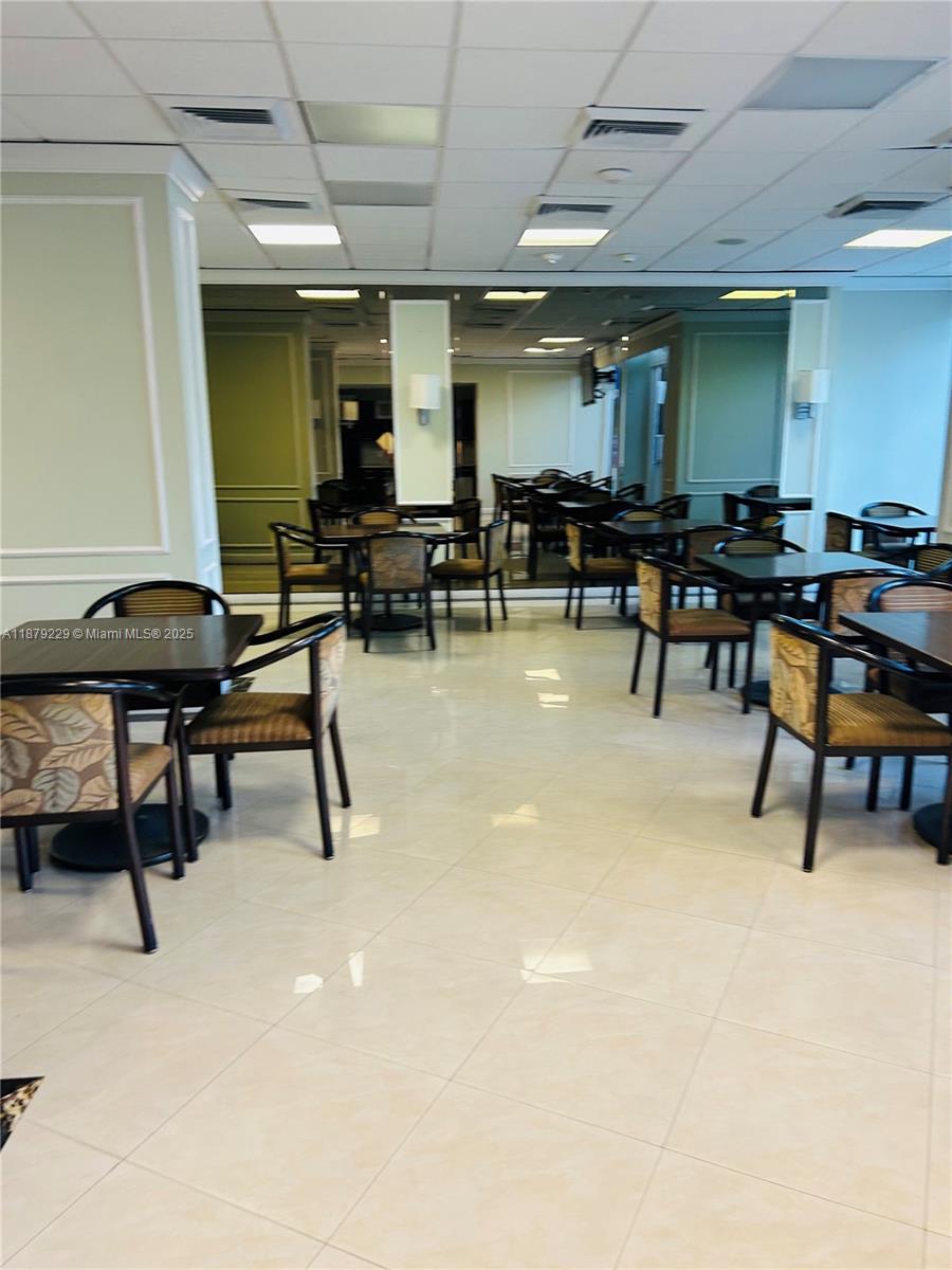 Photo of 3180 Ocean Dr  #1620, Hallandale Beach, Florida, 33009 - Social/Gathering Room Sitting Area
