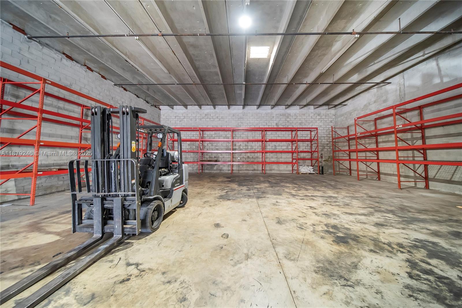 3018  /   sq. ft. $ 2026-01-23 0 Photo