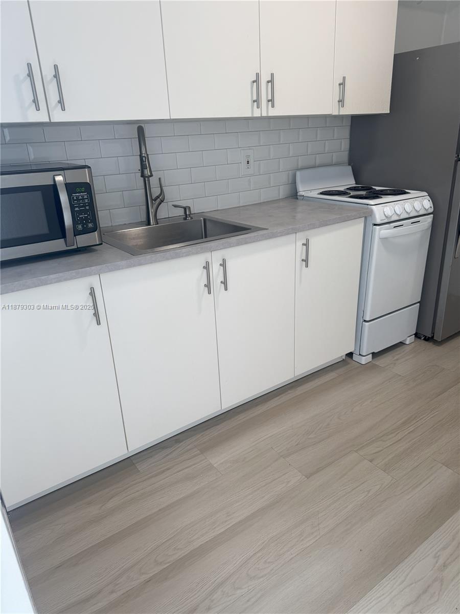 See details / sq. ft. $ 2025-09-16 0 Photo