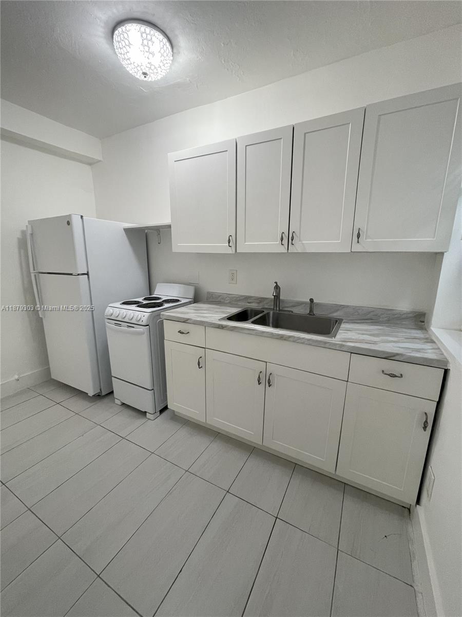 See details / sq. ft. $ 2025-09-16 0 Photo