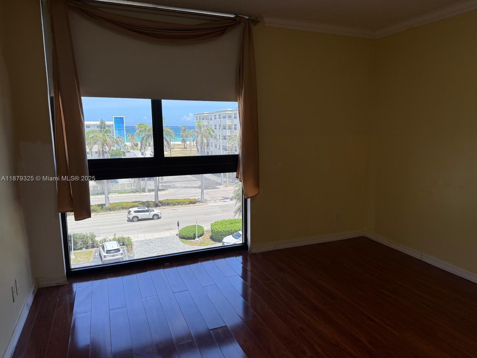 Photo of 1500 Ocean Dr  #5G, Hollywood, Florida, 33019 - 