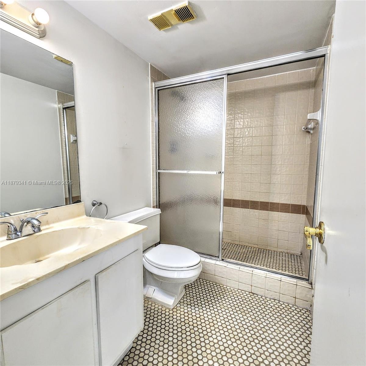 Photo of 18181 31st Ct  #1501, Aventura, Florida, 33160 - 2nd bathroom
