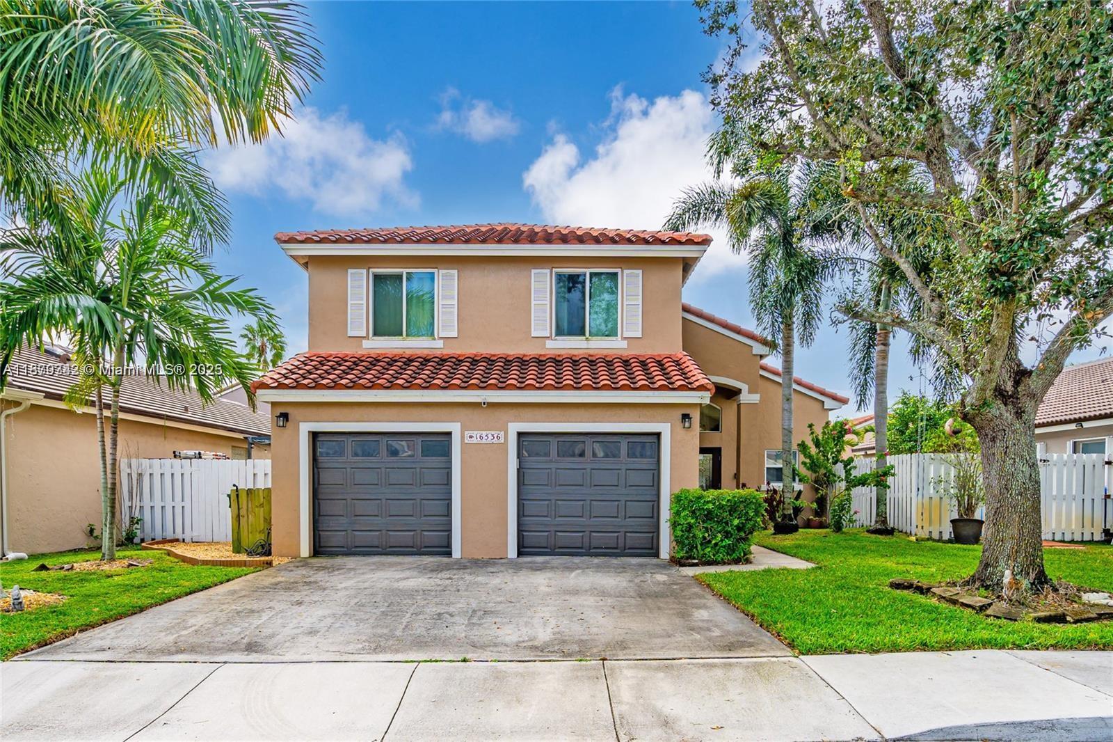 16536 4 / 2 2017 sq. ft. $ 2025-09-16 0 foto