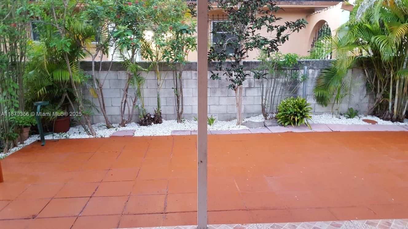   /  2320 sq. ft. $ 2025-09-16 0 Photo