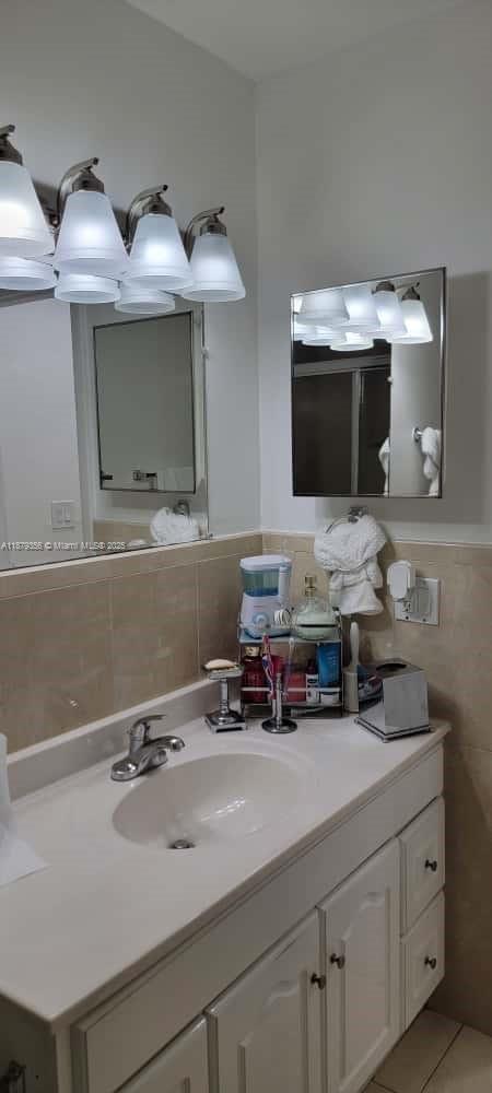 See details / 2320 sq. ft. $ 2025-09-16 0 Photo