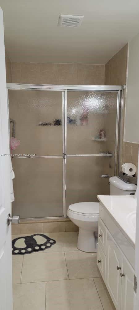 See details / 2320 sq. ft. $ 2025-09-16 0 Photo