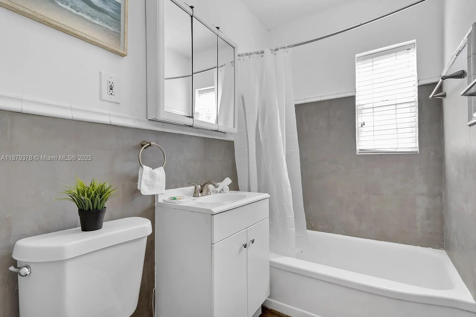   /  2216 sq. ft. $ 2025-09-16 0 Photo