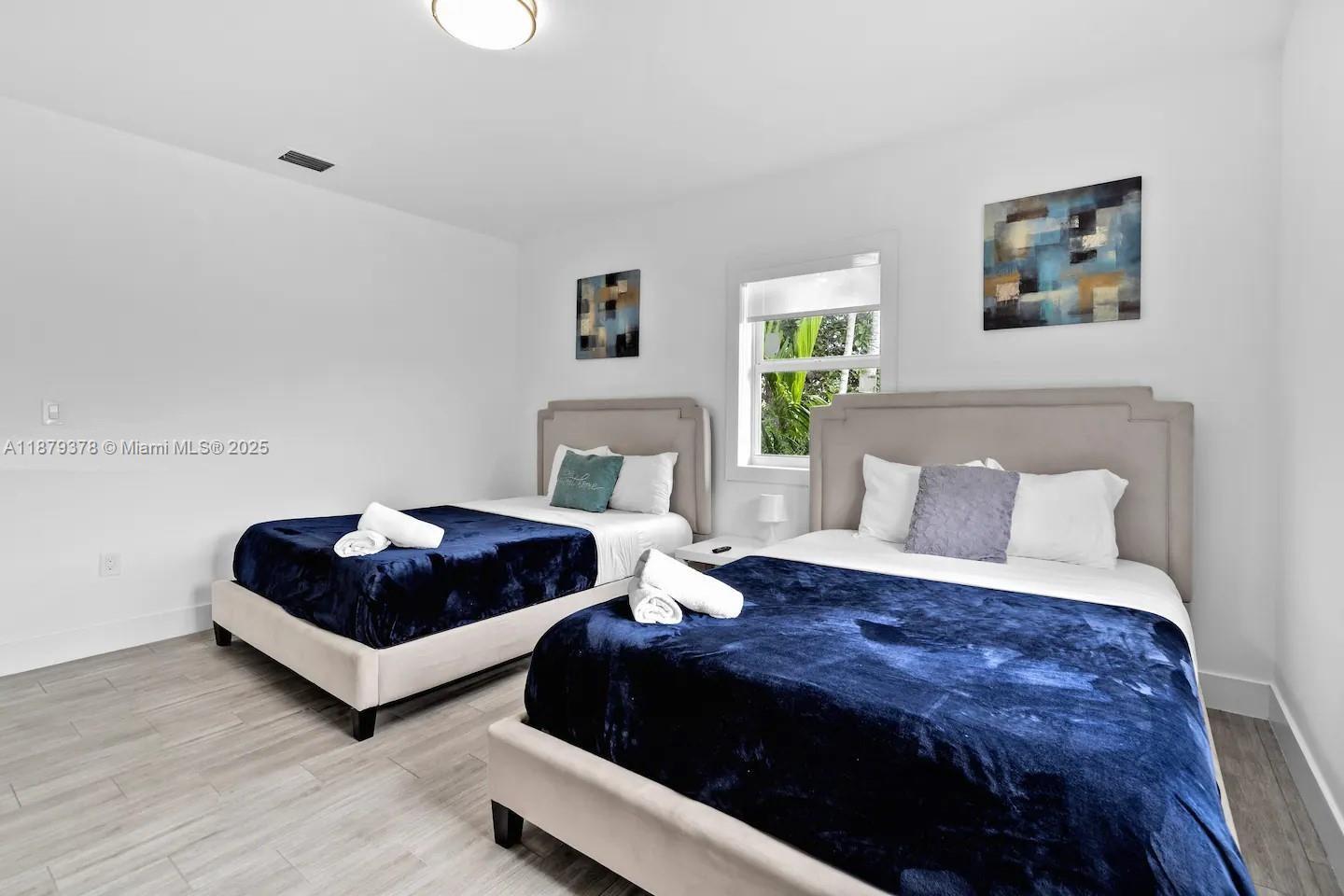   /  2216 sq. ft. $ 2025-09-16 0 Photo