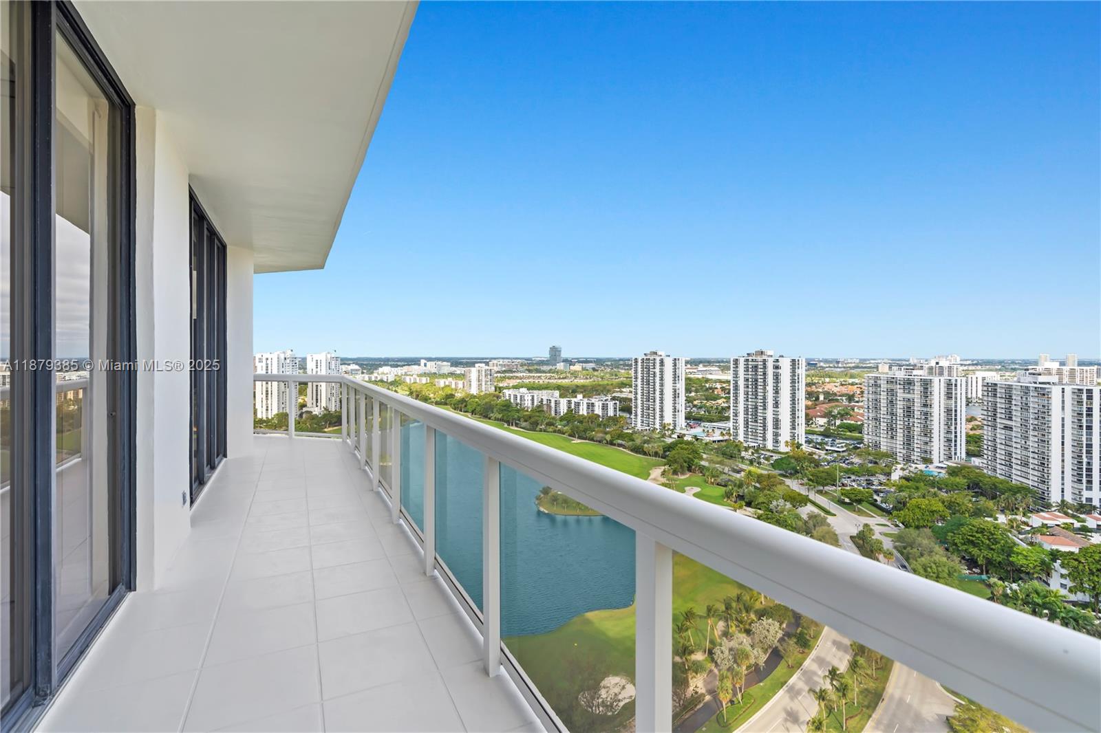 Photo of 20185 Country Club Dr  #PH6, Aventura, Florida, 33180 - 
