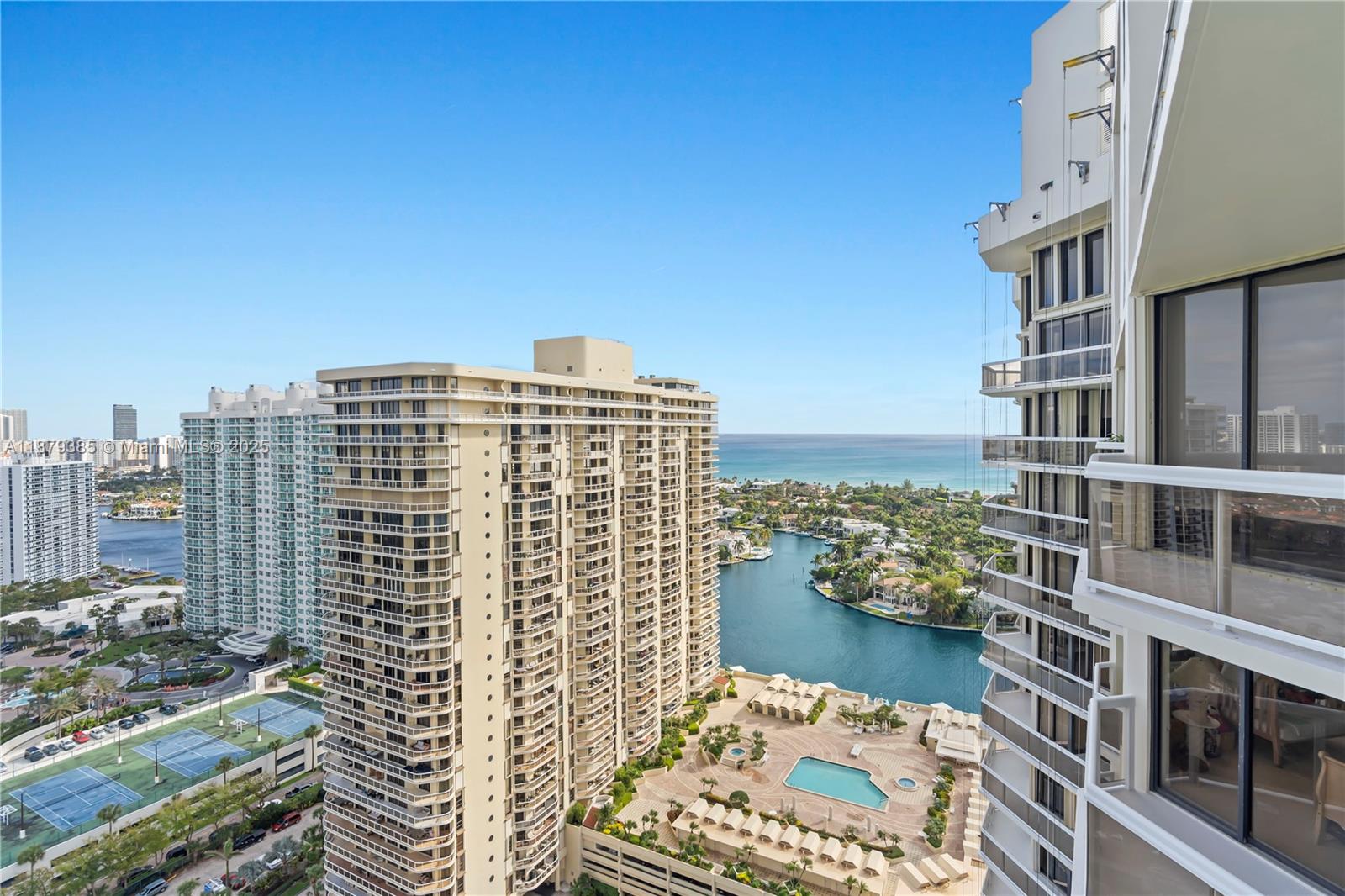 Photo of 20185 Country Club Dr  #PH6, Aventura, Florida, 33180 - 