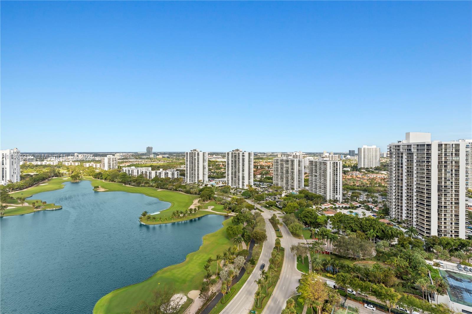 Photo of 20185 Country Club Dr  #PH6, Aventura, Florida, 33180 - 