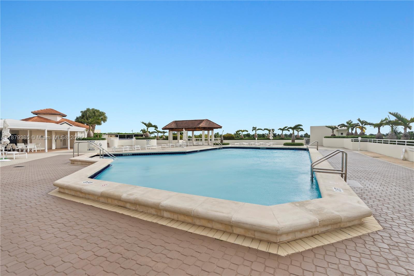 Photo of 20185 Country Club Dr  #PH6, Aventura, Florida, 33180 - 