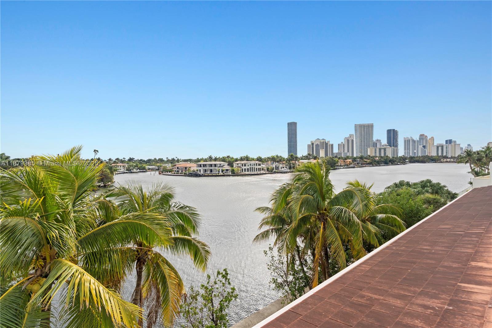 Photo of 20185 Country Club Dr  #PH6, Aventura, Florida, 33180 - 