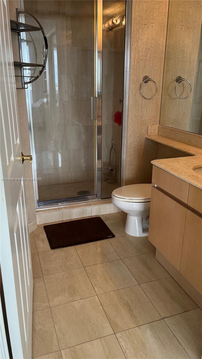Photo of 18671 Collins Ave  #804, Sunny Isles Beach, Florida, 33160 - 2nd full bathroom