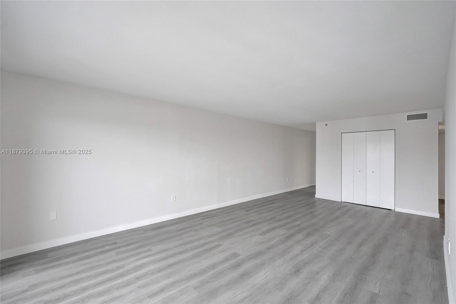 Photo of 1201 Ocean Dr  #2509S, Hollywood, Florida, 33019 - 