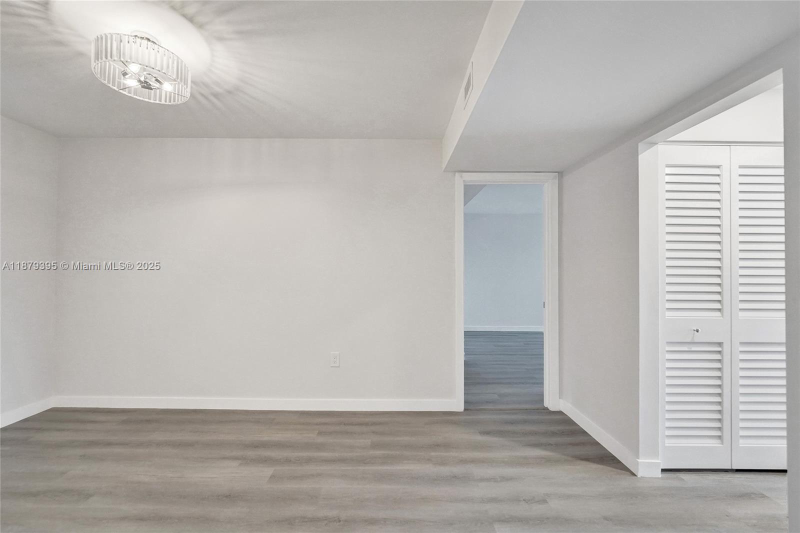 Photo of 1201 Ocean Dr  #2509S, Hollywood, Florida, 33019 - 