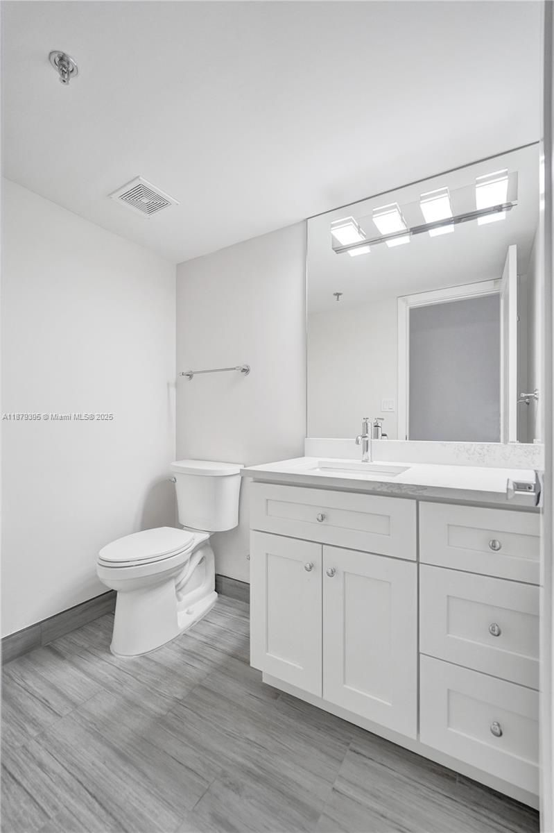 Photo of 1201 Ocean Dr  #2509S, Hollywood, Florida, 33019 - 