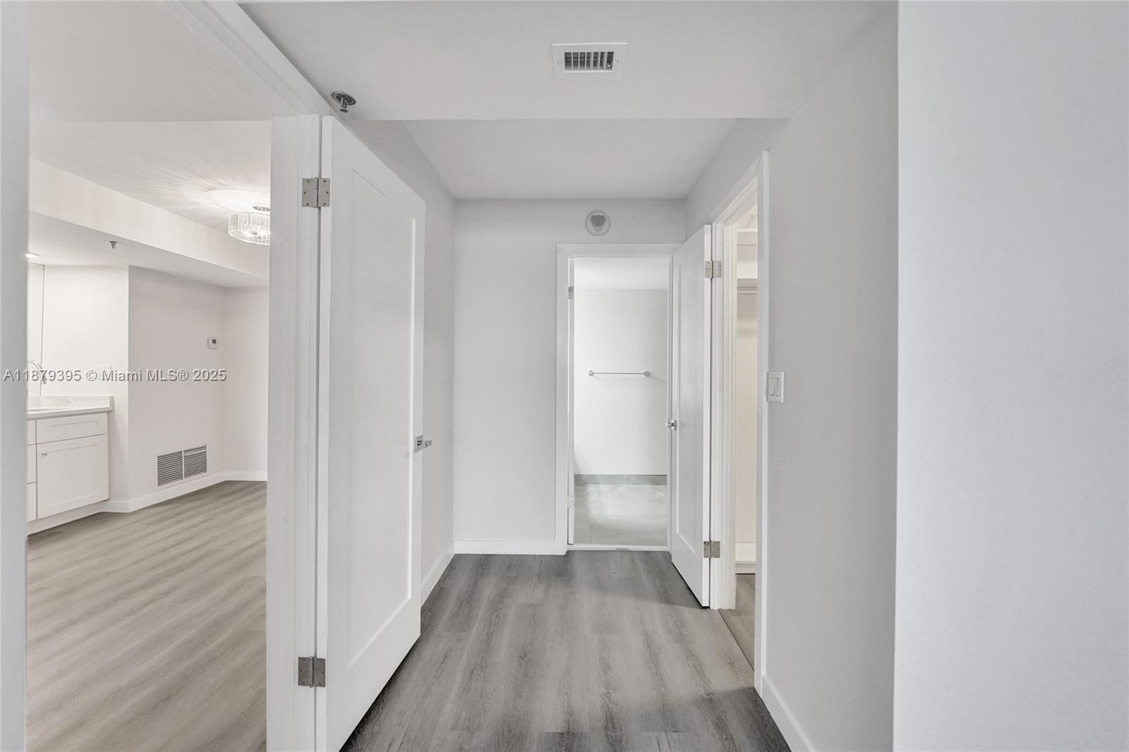 Photo of 1201 Ocean Dr  #2509S, Hollywood, Florida, 33019 - 