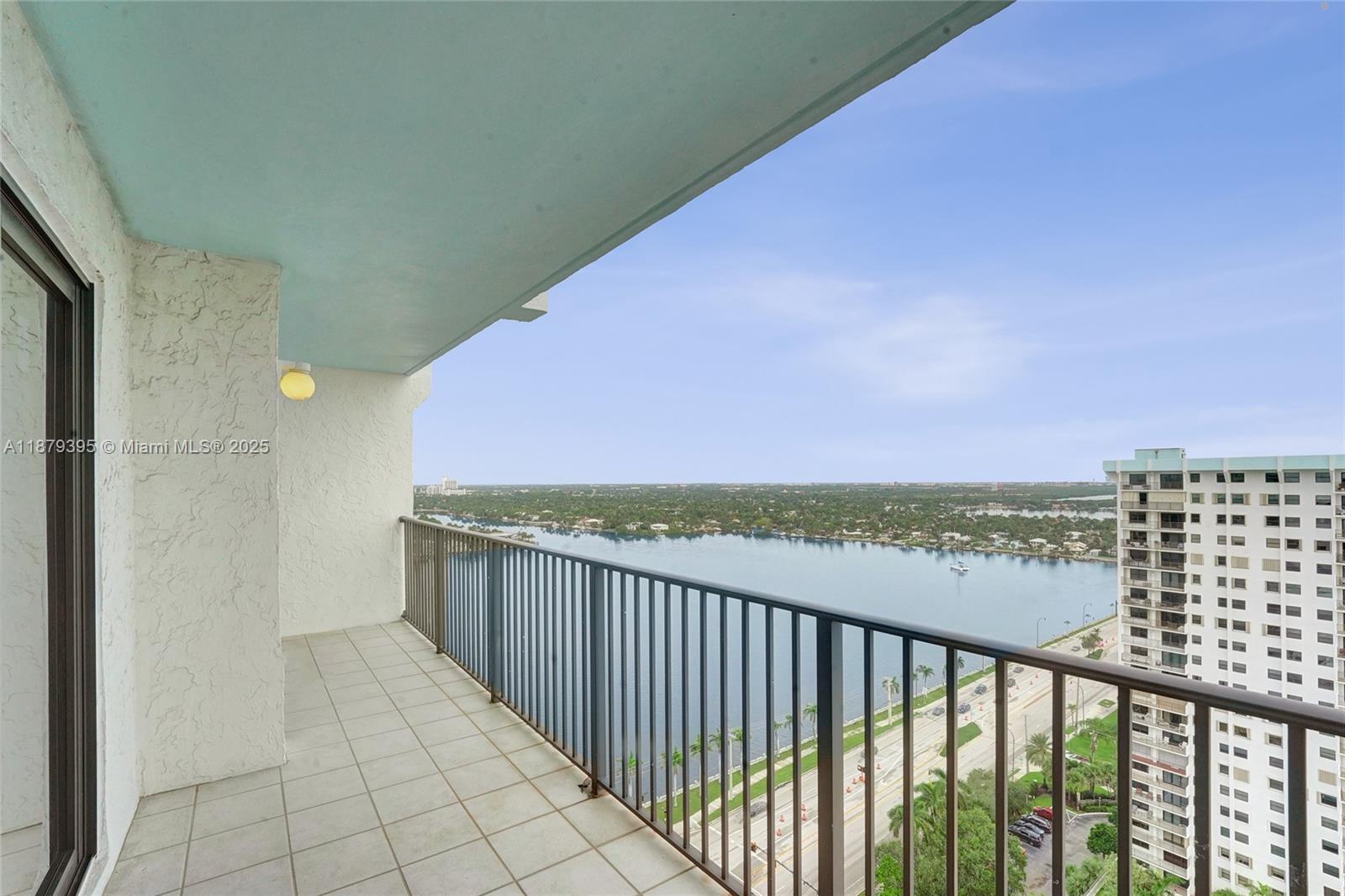 Photo of 1201 Ocean Dr  #2509S, Hollywood, Florida, 33019 - 
