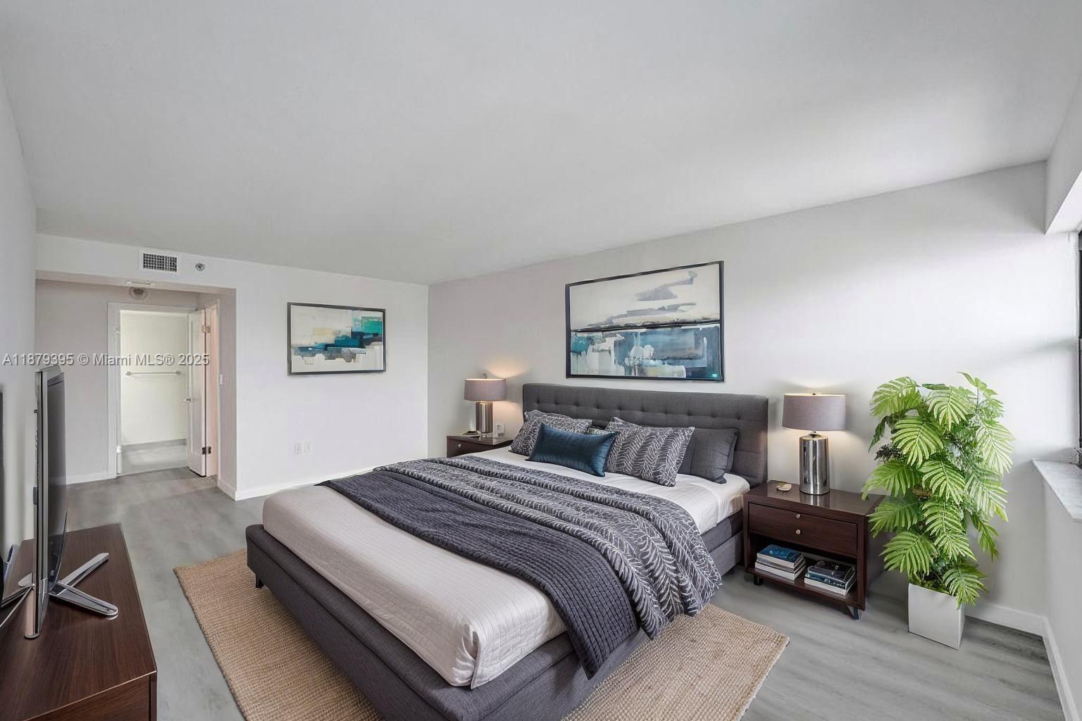 Photo of 1201 Ocean Dr  #2509S, Hollywood, Florida, 33019 - 