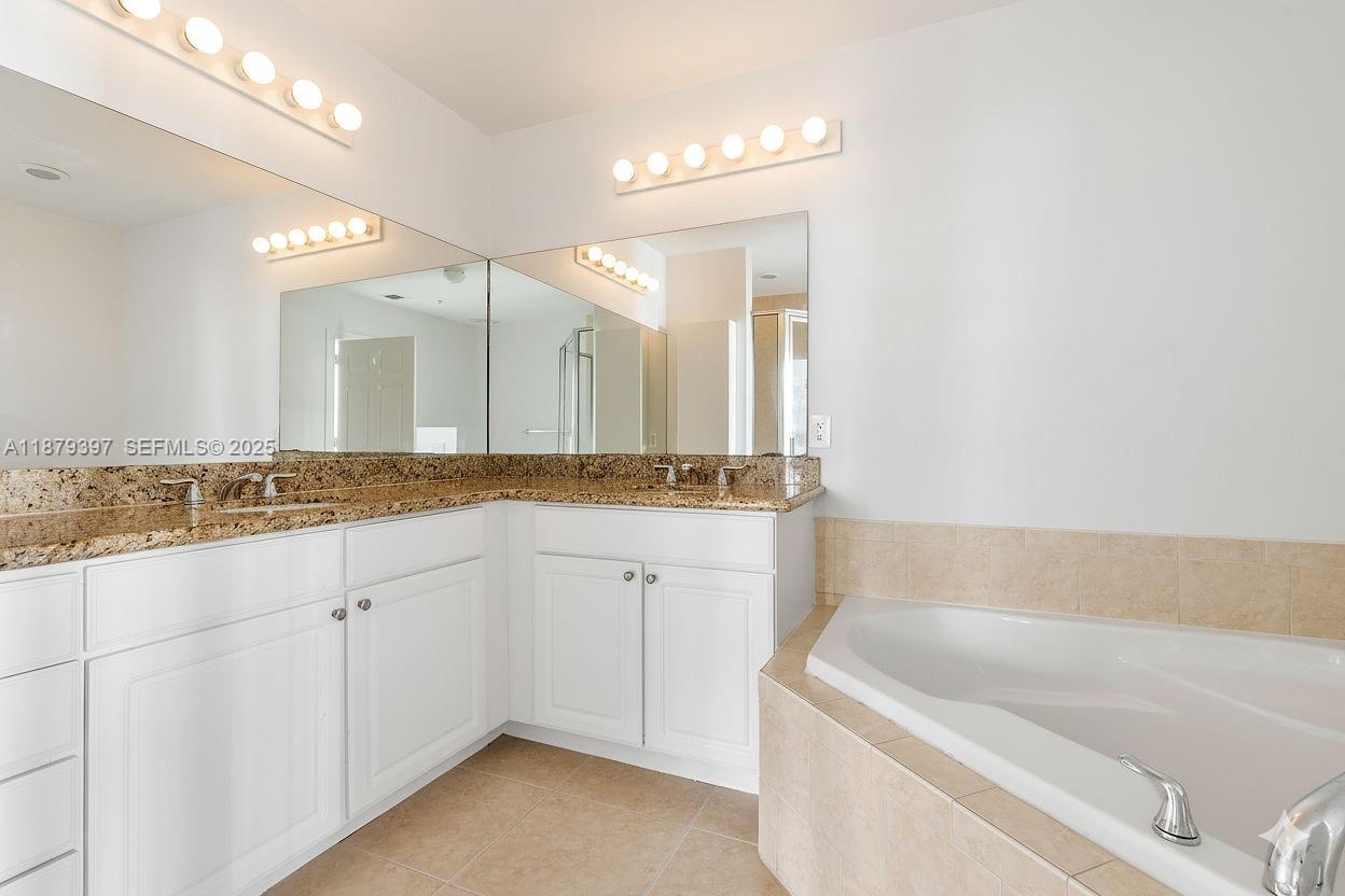 Photo of 3001 185th St  #411, Aventura, Florida, 33180 - 