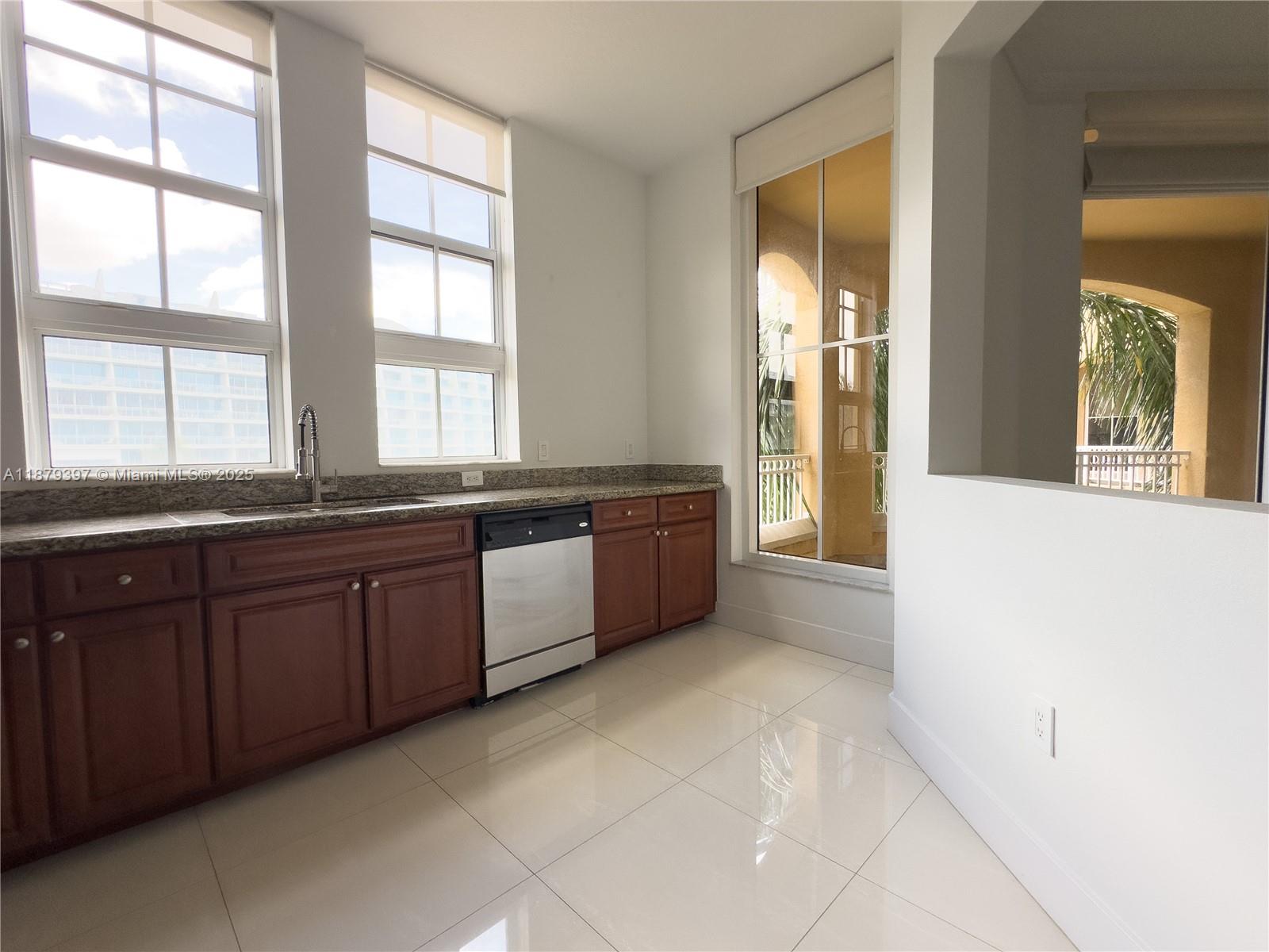 Photo of 3001 185th St #411, Aventura, Florida, 33180 -