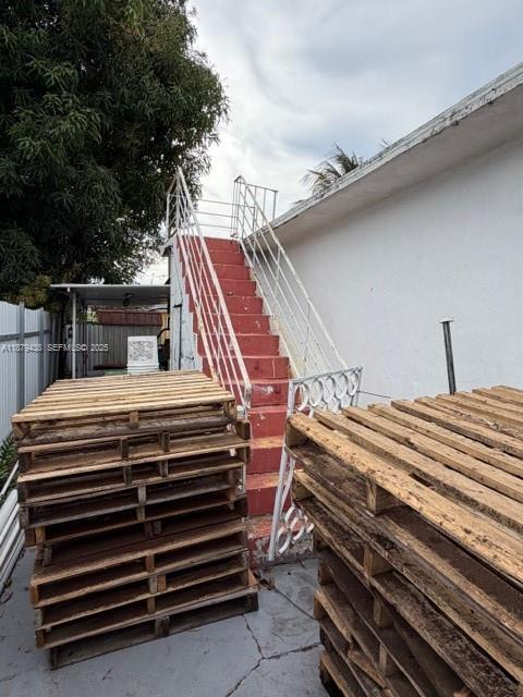 Подробнее 832 4 / 2 1502 кв.футов $ 2025-12-11 0 Фото