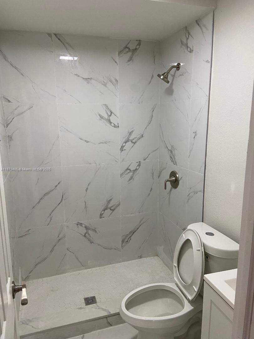 See details / sq. ft. $ 2025-09-16 0 Photo